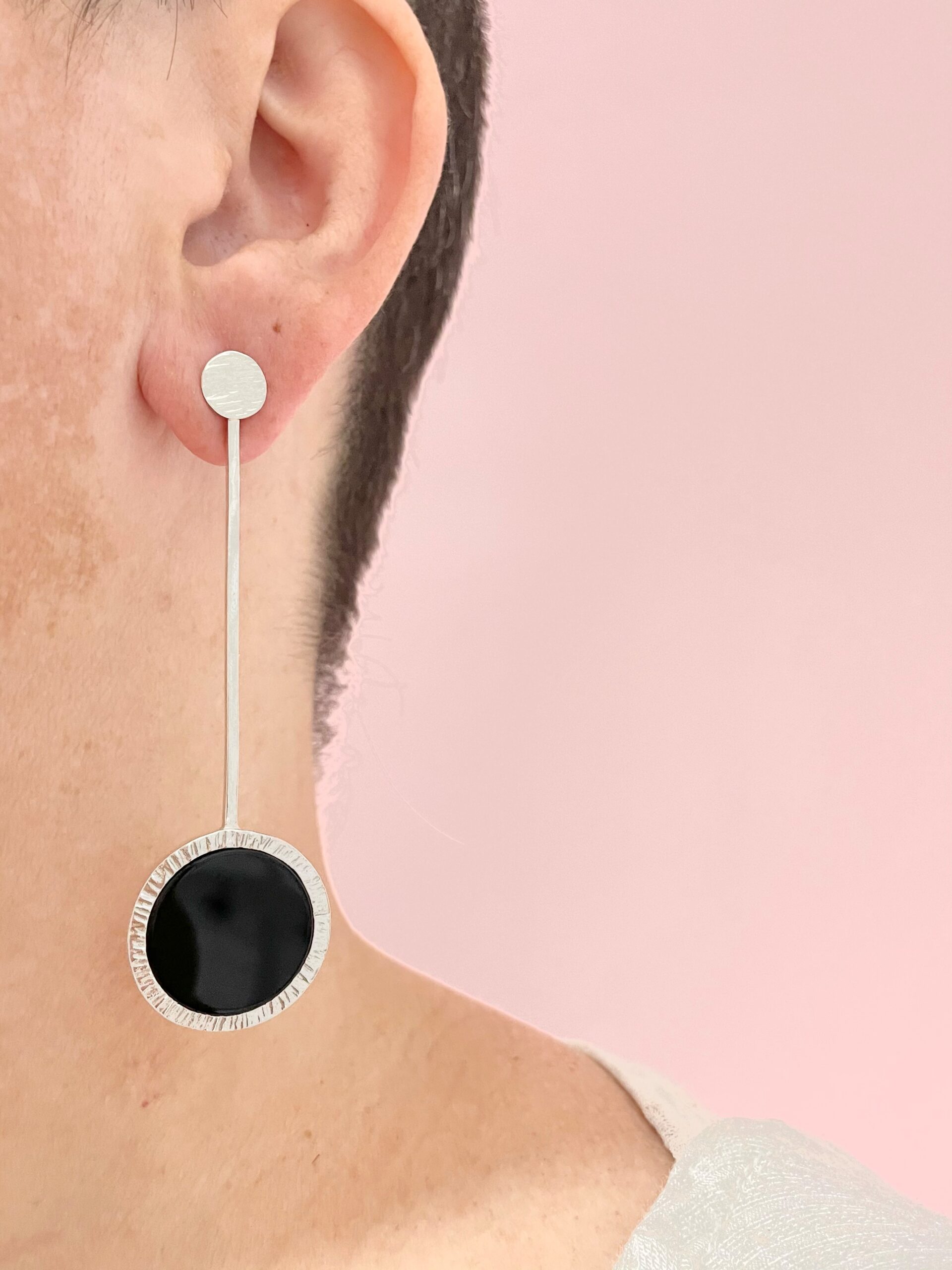 Brinco Back To Black - Imagem 3