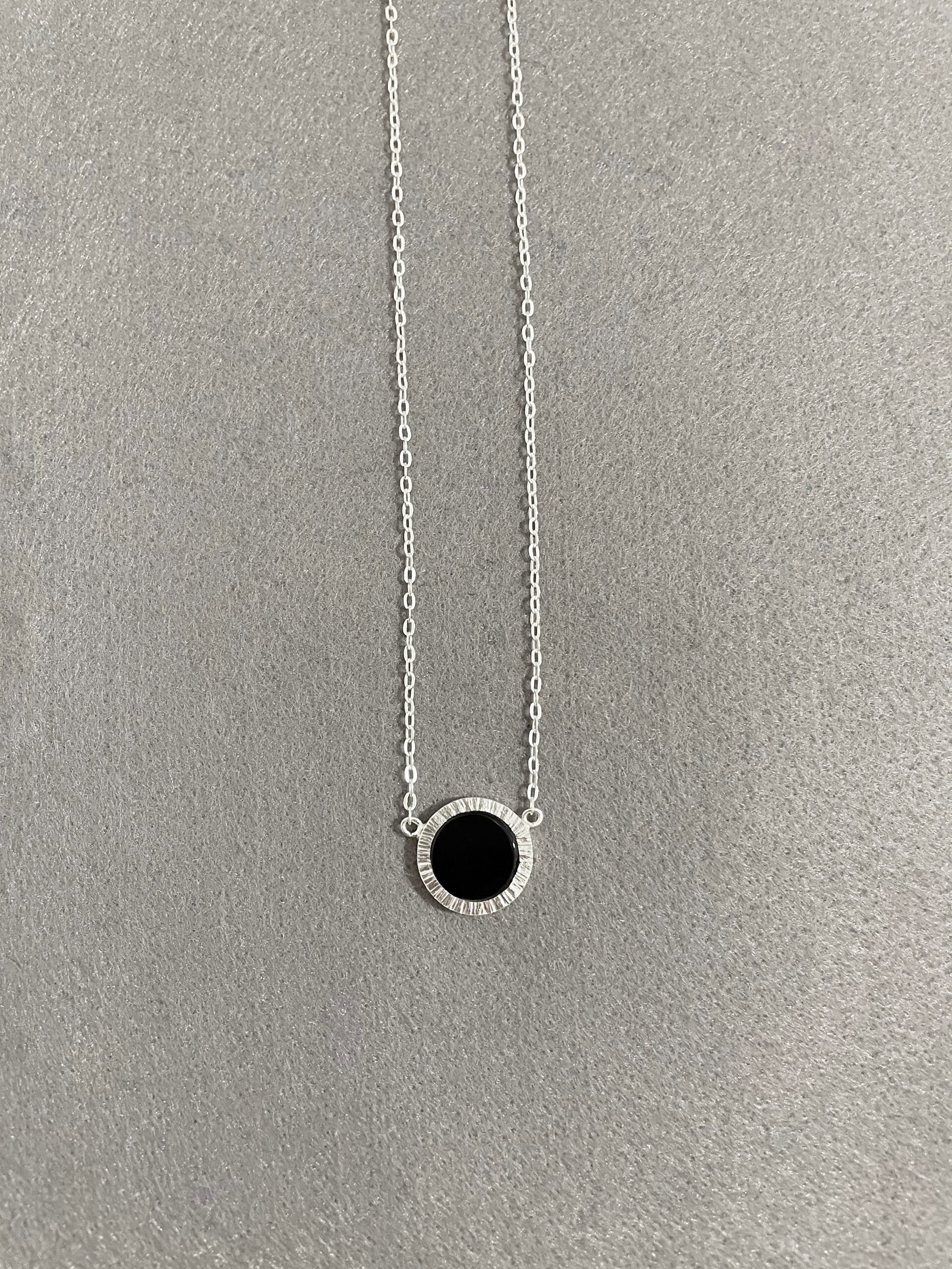 Colar Back To Black P - Imagem 6